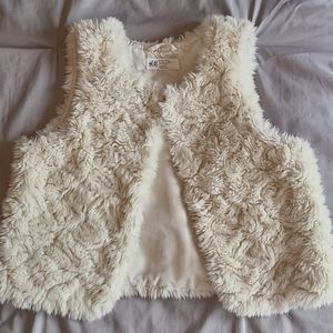 Girls Faux-Fur Vest Size 8